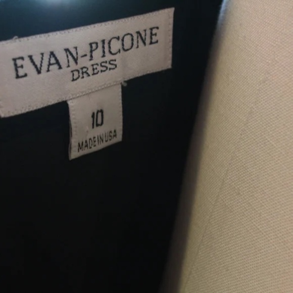 1980's Evan-Picone Black Wool Crepe Dress With Side Slit - Picture 5 of 7